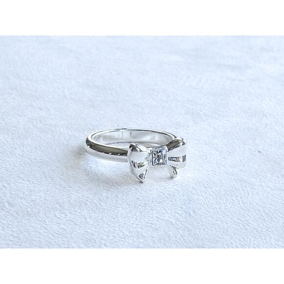 Brighton Bow Tie Ring Silver Plated Rhinestone Stackable Retired Size 5.75 Cute - Picture 2 of 3